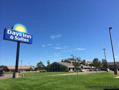 Days Inn & Suites By Wyndham Baxter Brainerd Area Zewnętrze zdjęcie