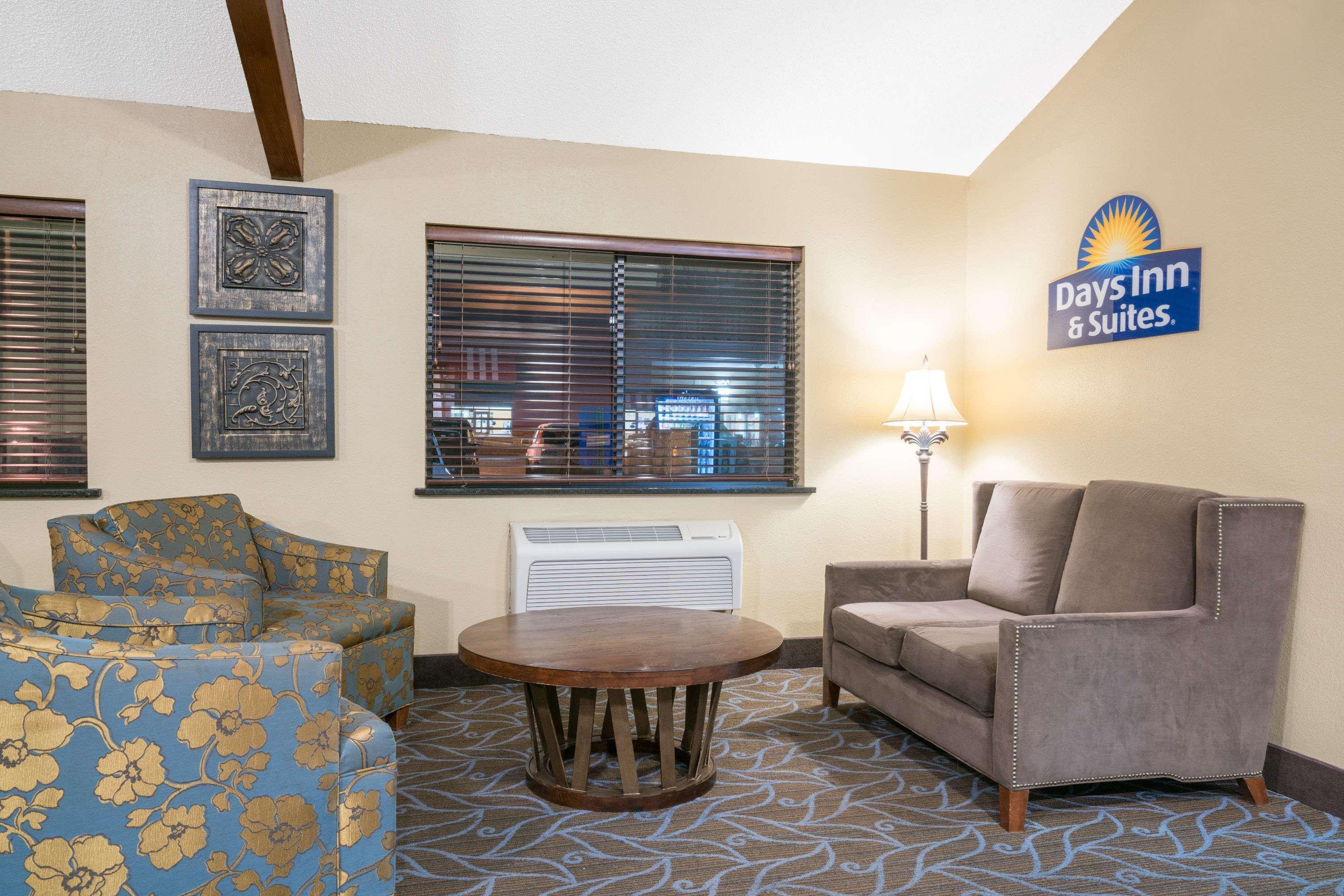 Days Inn & Suites By Wyndham Baxter Brainerd Area Zewnętrze zdjęcie