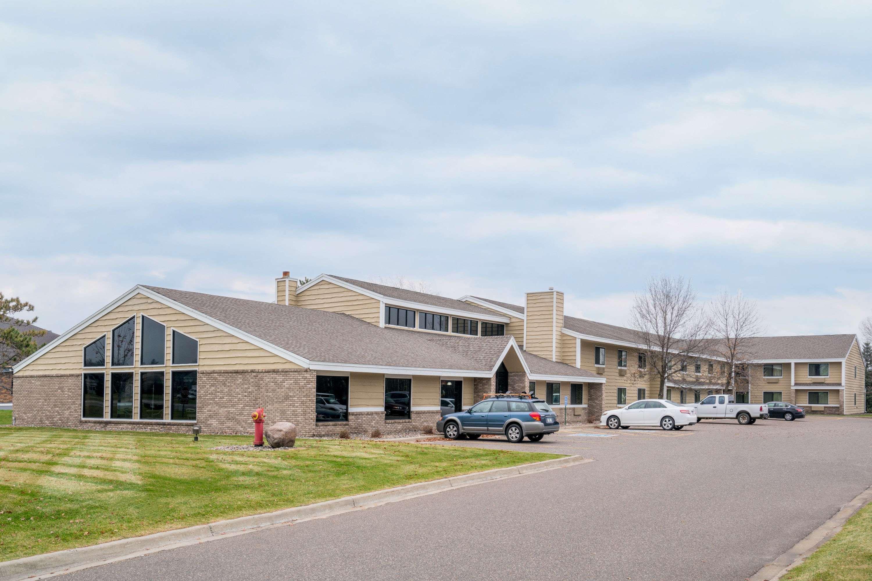Days Inn & Suites By Wyndham Baxter Brainerd Area Zewnętrze zdjęcie