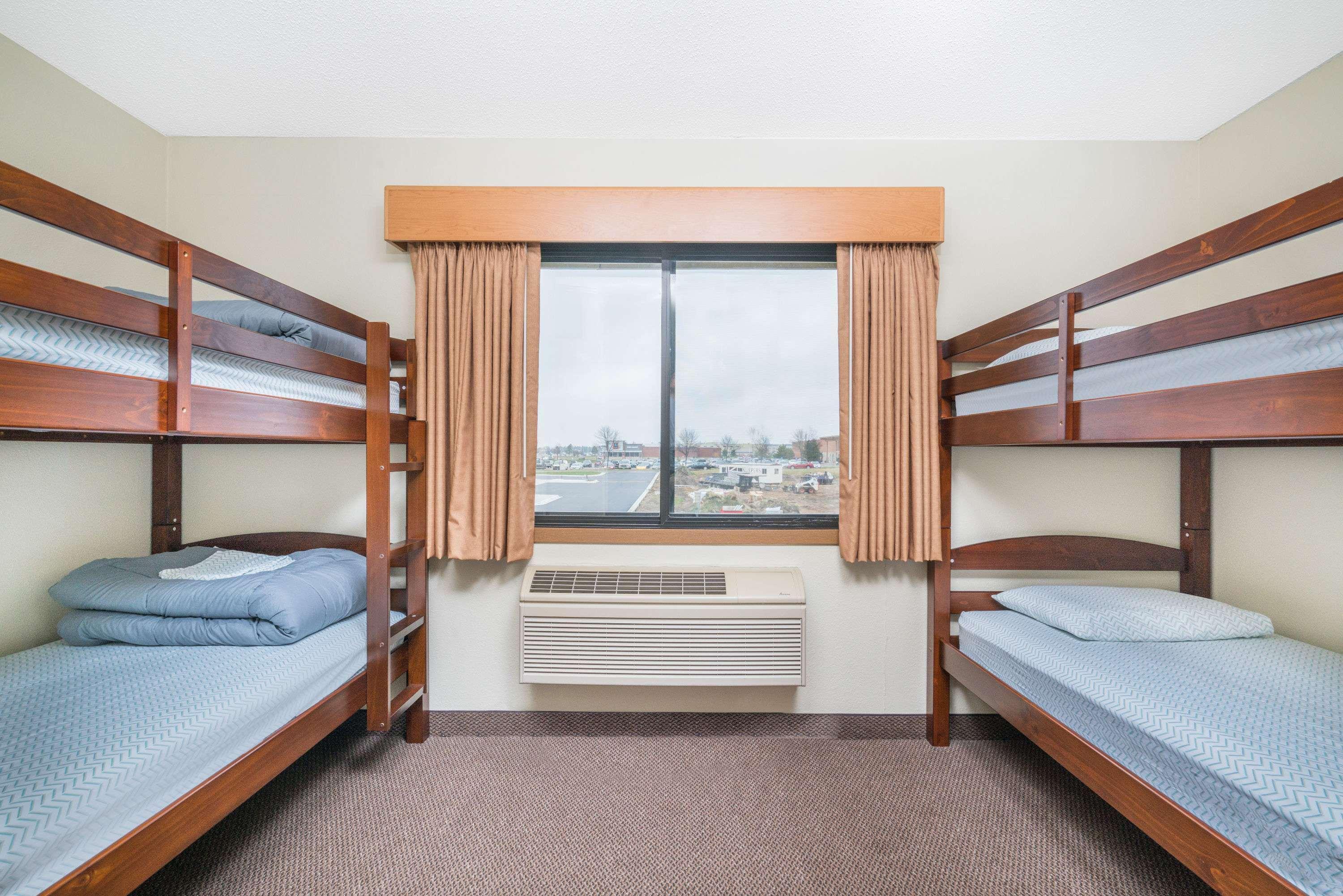 Days Inn & Suites By Wyndham Baxter Brainerd Area Zewnętrze zdjęcie